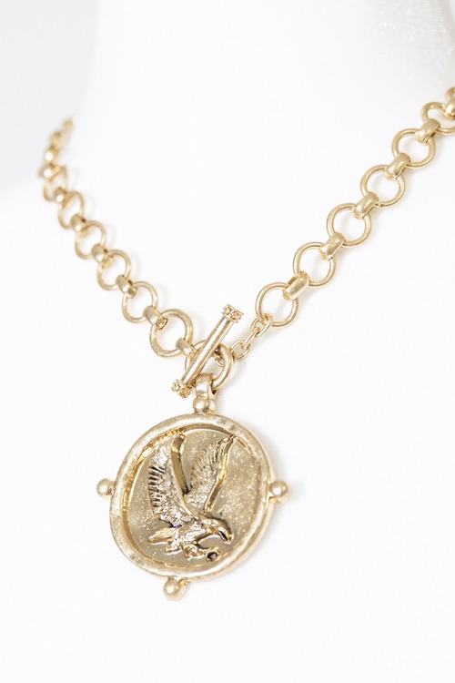 Eagle Pendant Necklace, Gold - 4K7A4523.jpg
