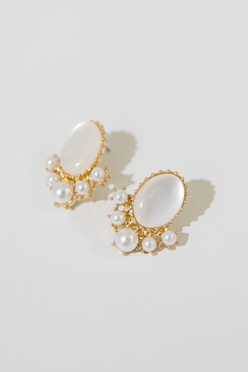 Antique Oval & Pearl Earring, White - 4K7A4601.jpg
