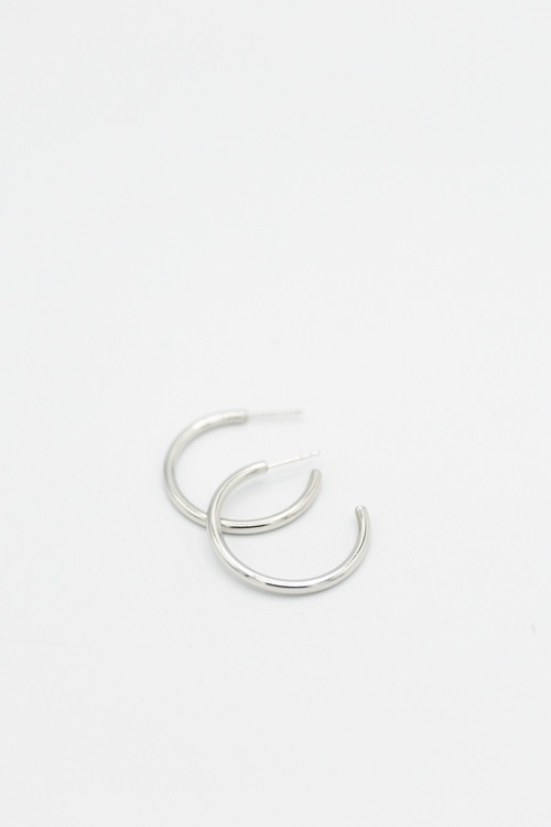 Simple Silver Hoops - 4K7A4624.jpg