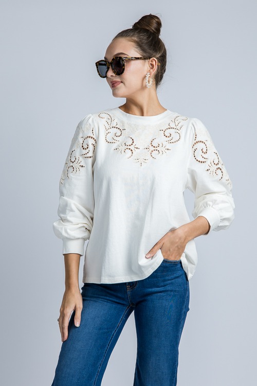 Eyelet Pullover Top, White - 4K7A4798.jpg