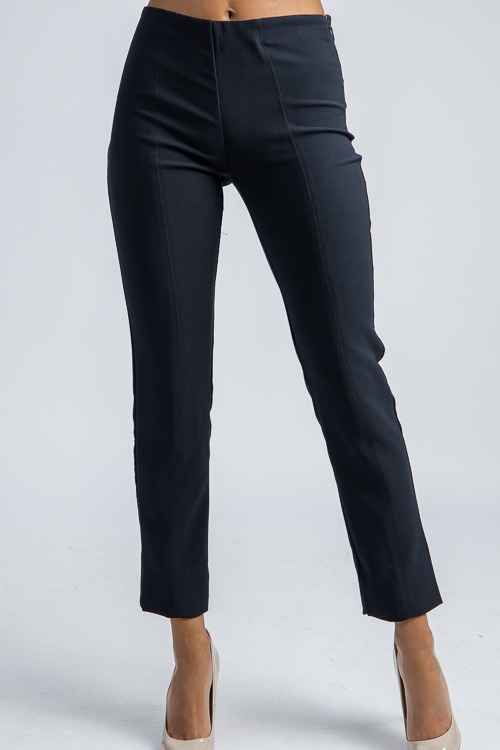 Tapered Trousers, Dark Navy - 4K7A4843p (2).jpg