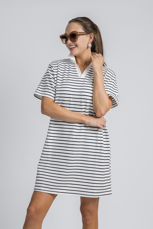 Gayle T-Shirt Dress, Ivory Navy - 4K7A5131.jpg