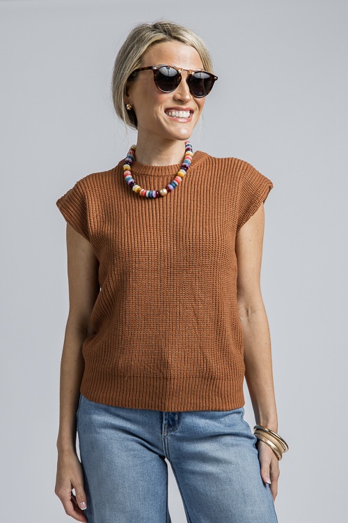 Lakyn Sleeveless Sweater, Camel