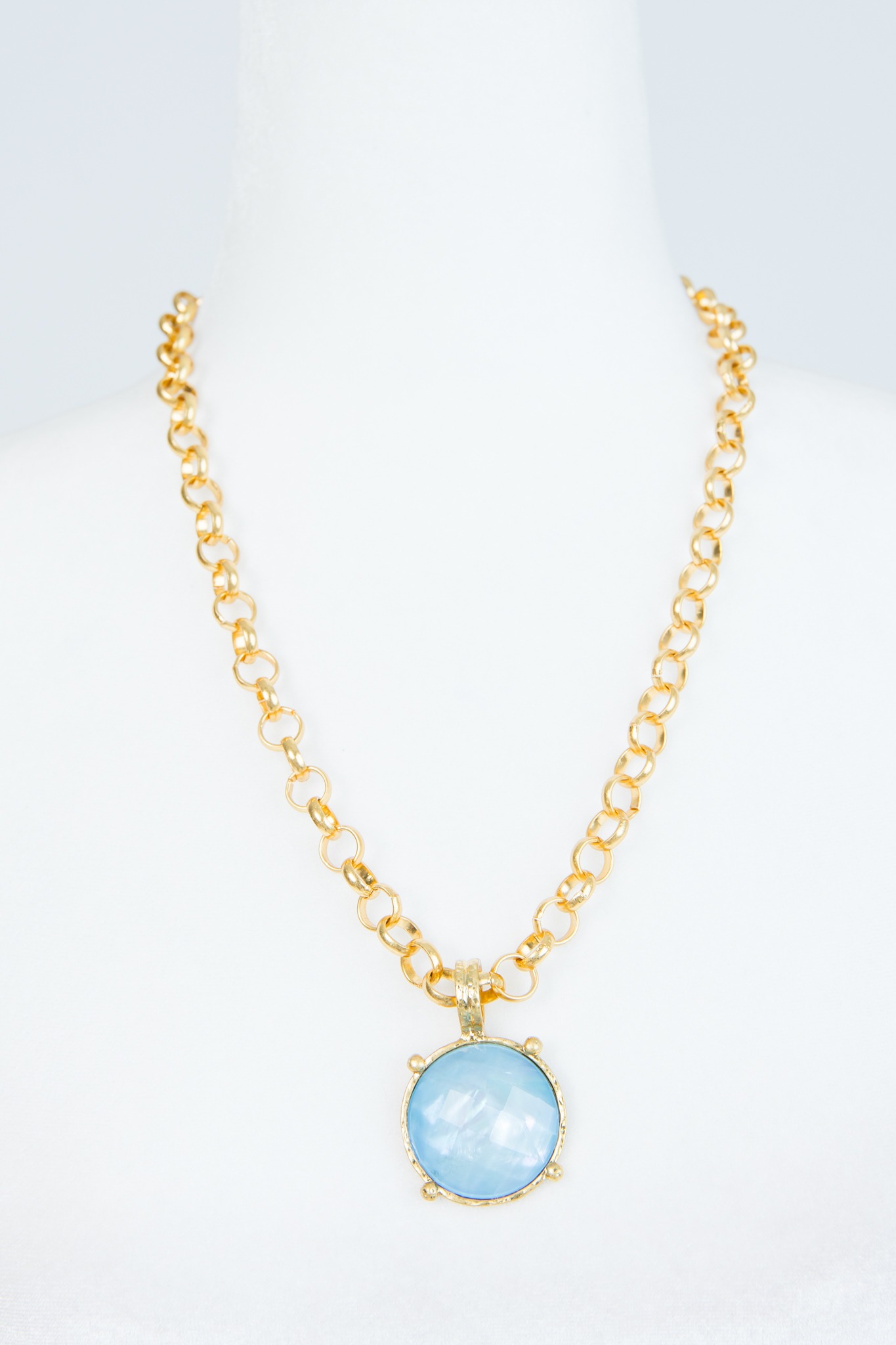 Antique Pendant Necklace, Blue - 4K7A5291.jpg