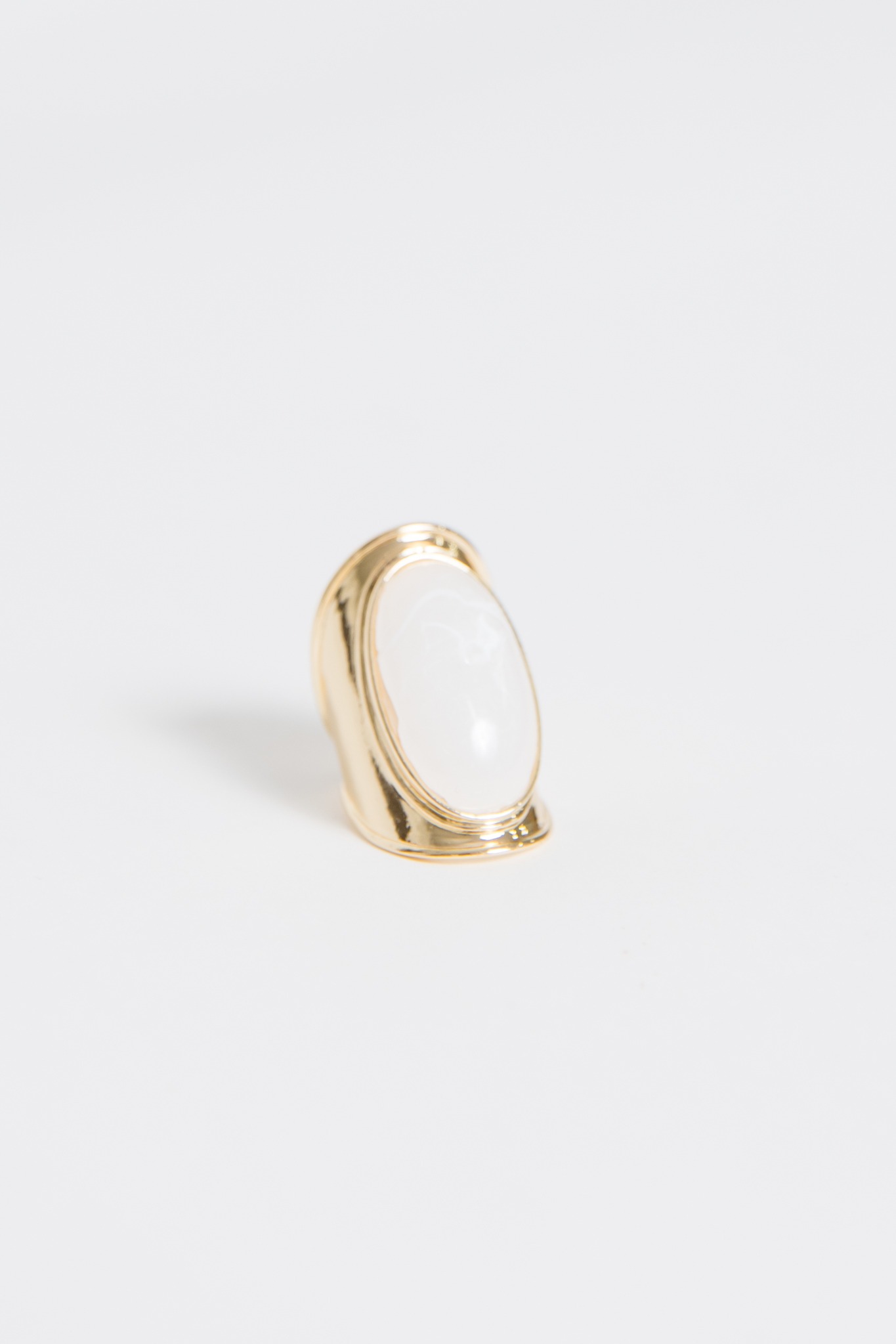 Caroline Ring, Gold/Ivory - 4K7A5375.jpg