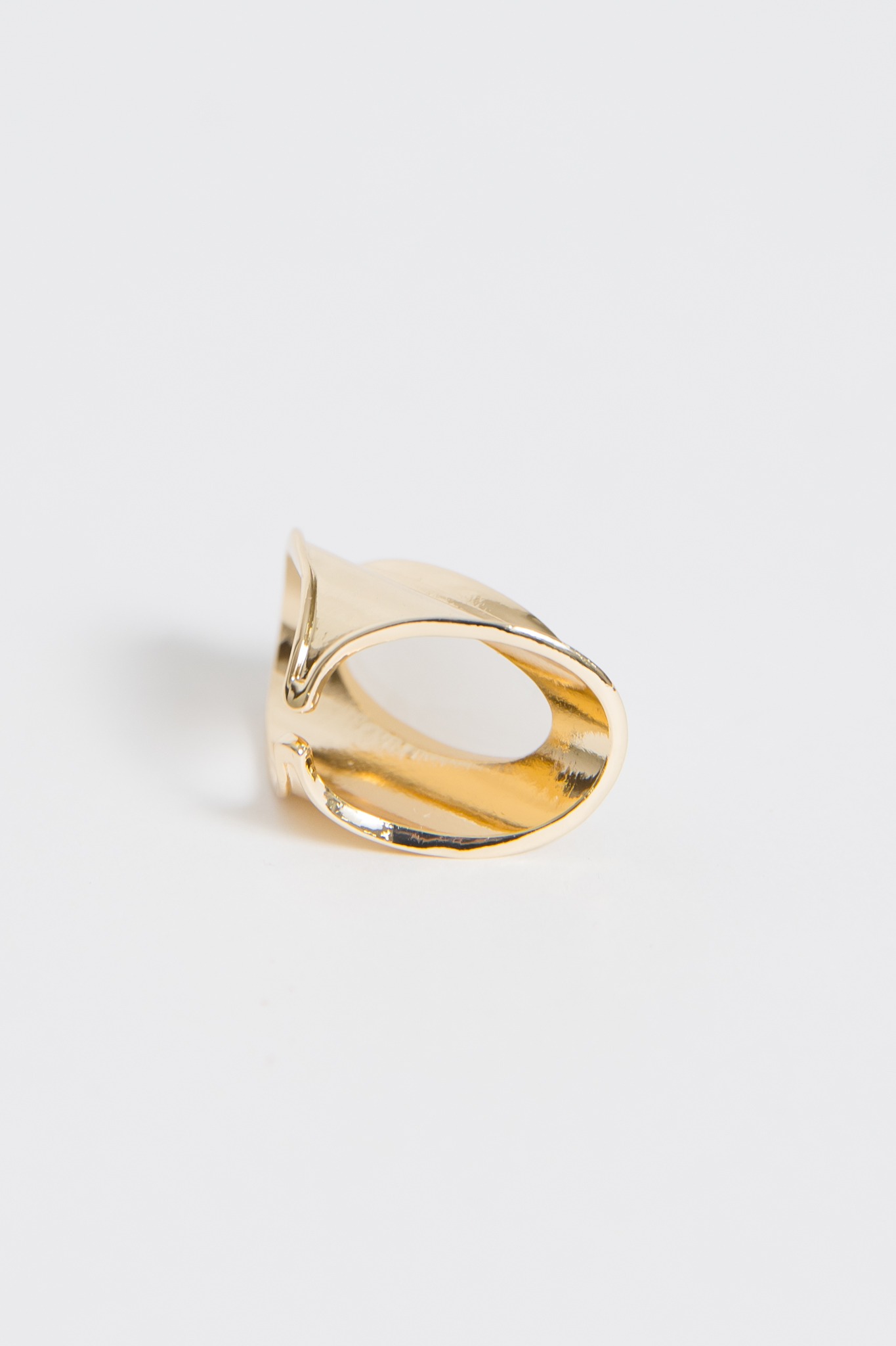 Caroline Ring, Gold/Ivory - 4K7A5376.jpg