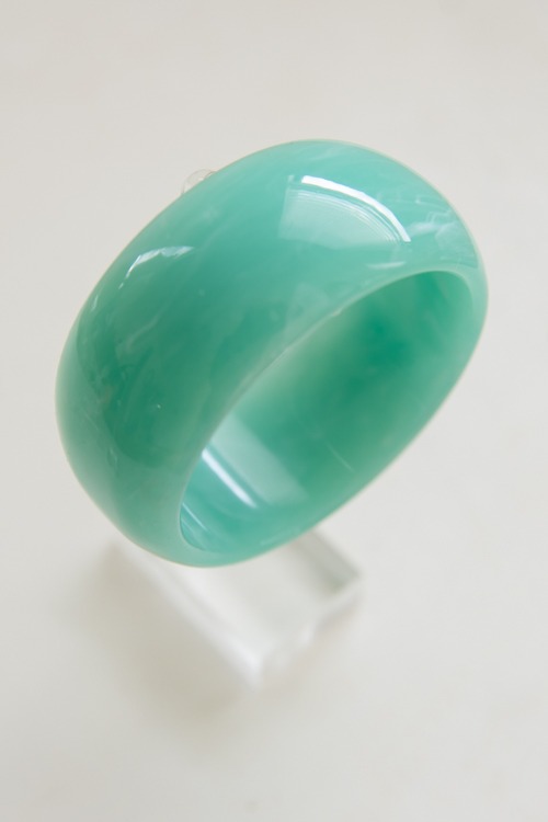 Tina Bangle, Turquoise