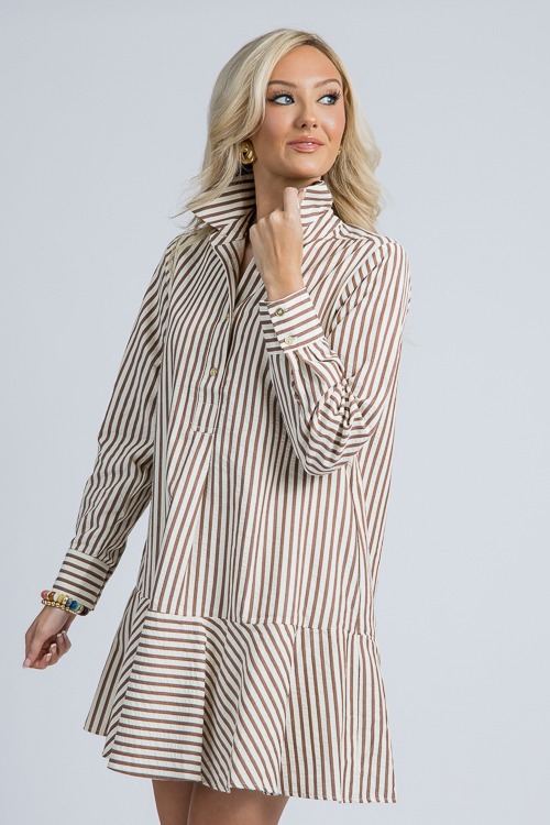 Mila Seersucker Dress, Camel - 4K7A5575h.jpg