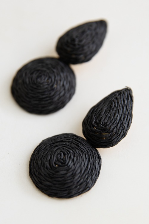 Raffia Teardrop Earring, Black - 4K7A5584.jpg
