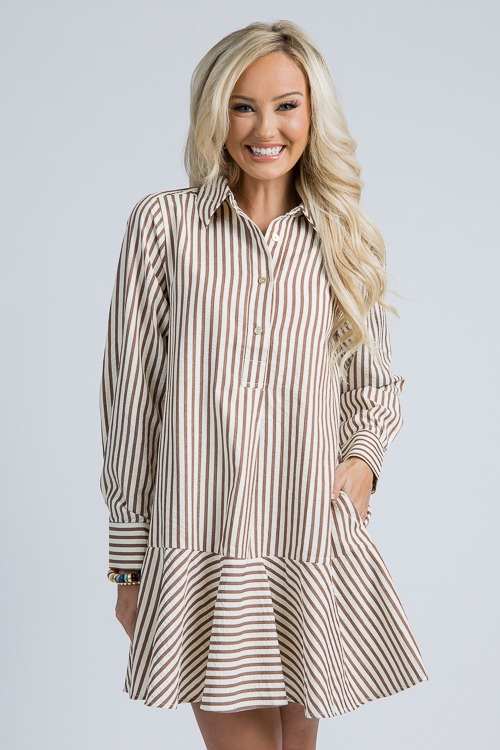 Mila Seersucker Dress, Camel - 4K7A5584.jpg