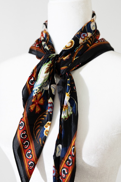 Freddie Silk Scarf, Black - 4K7A5930.jpg