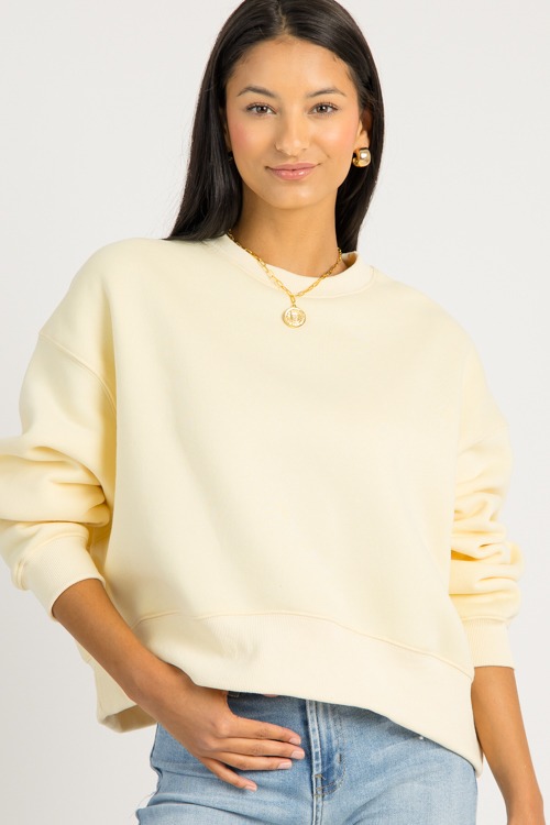 The Perfect Sweatshirt, Butter - 4K7A6222.jpg