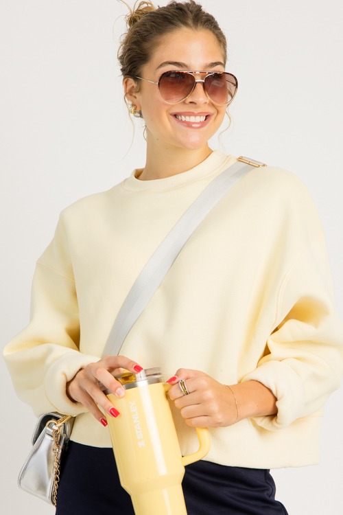 The Perfect Sweatshirt, Butter - 4K7A6242.jpg