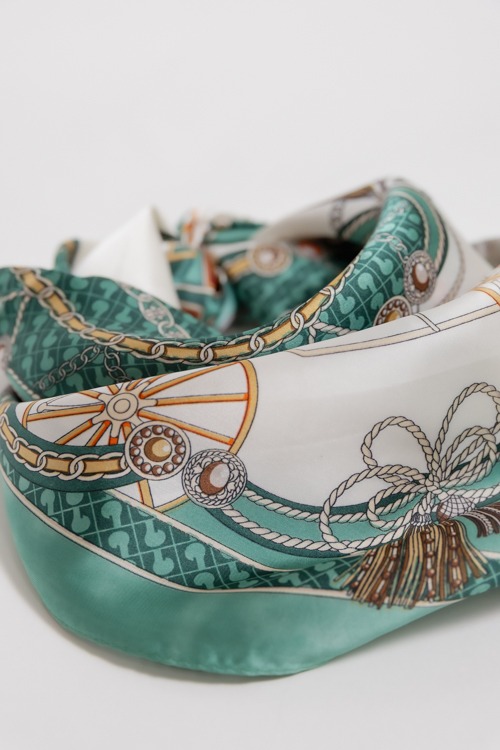 Ella Silk Scarf, Green - 4K7A6304.jpg