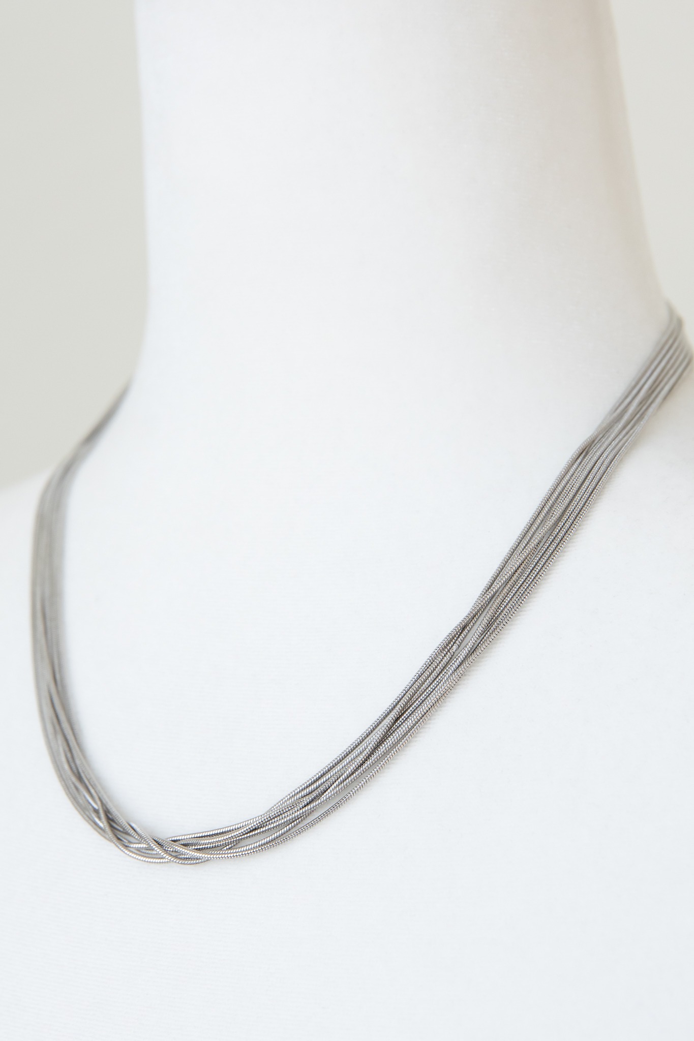 7 Row Snake Chain Necklace, Silver - 4K7A6733.jpg