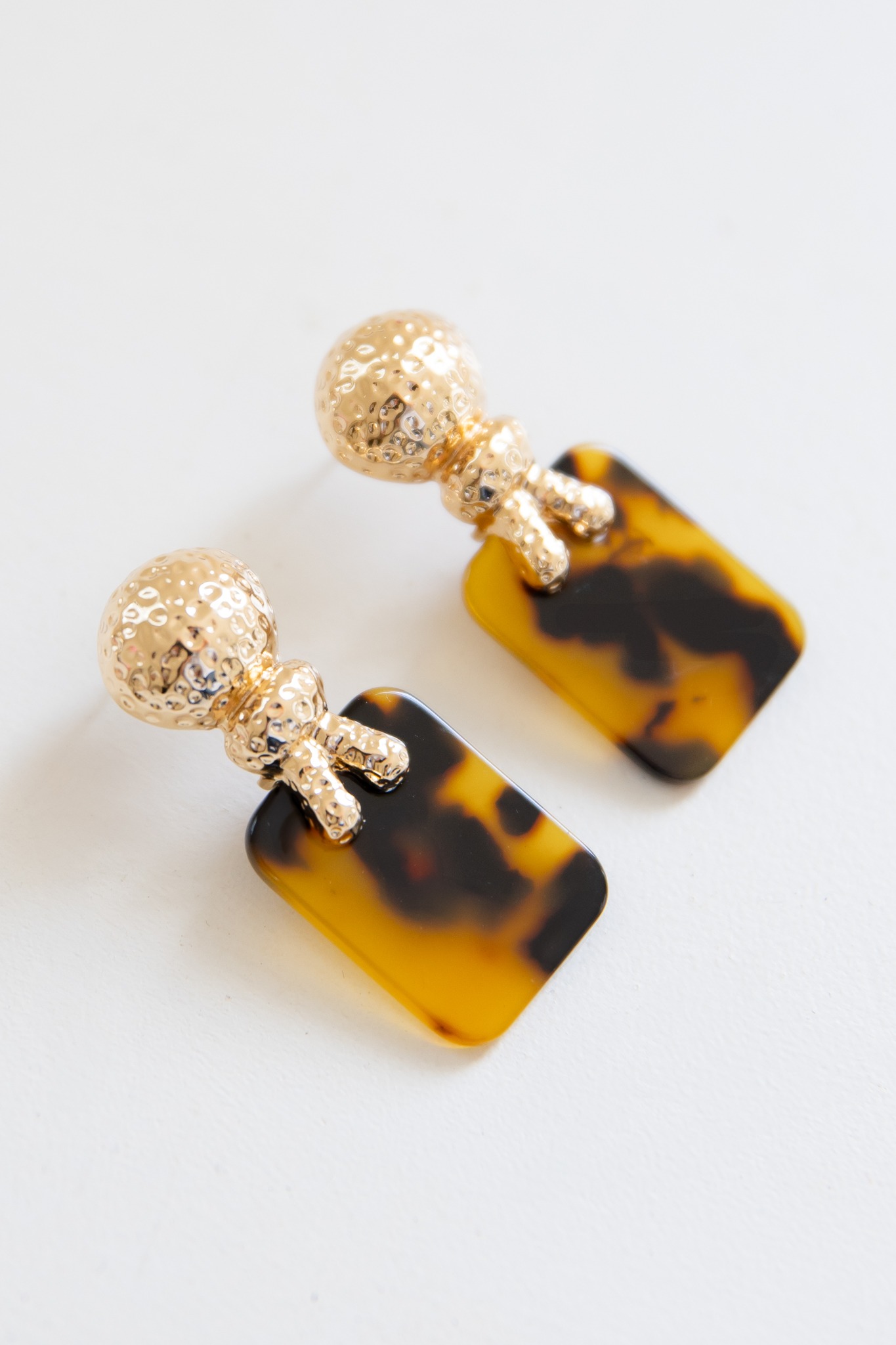 Killian Rope Knot Earring, Tort - 4K7A6751.jpg