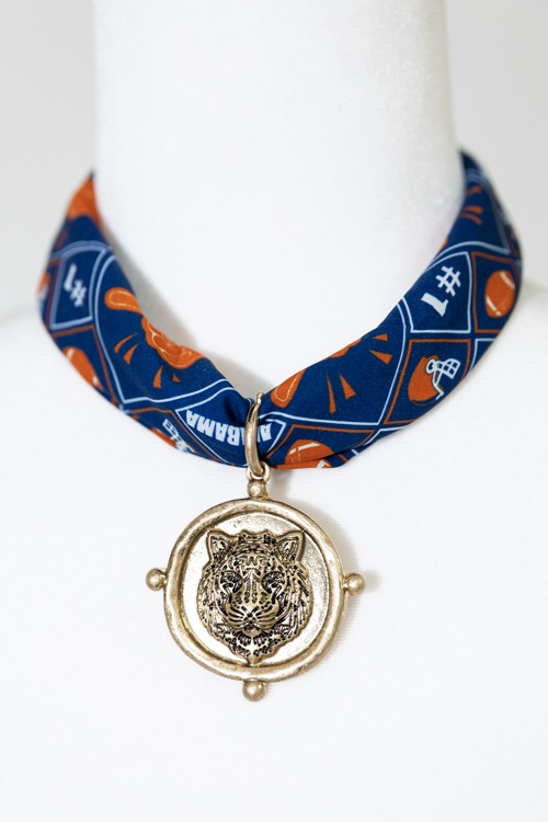 Tiger Charm Scarf - 4K7A7410-2.jpg