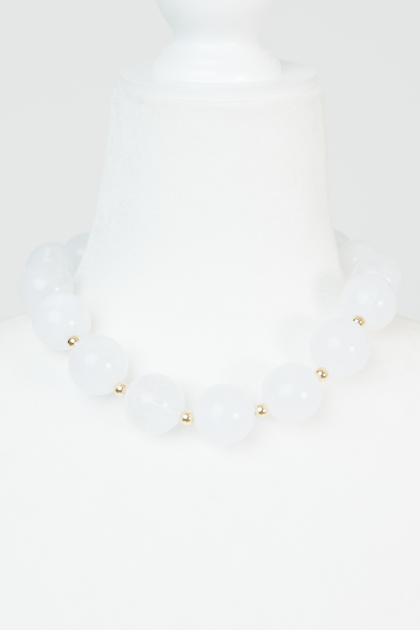 Acrylic Bead Necklace, White - 4K7A7607.jpg