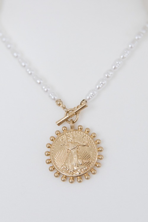 Coin Pendant & Pearl Toggle Necklace - 4K7A8009.jpg