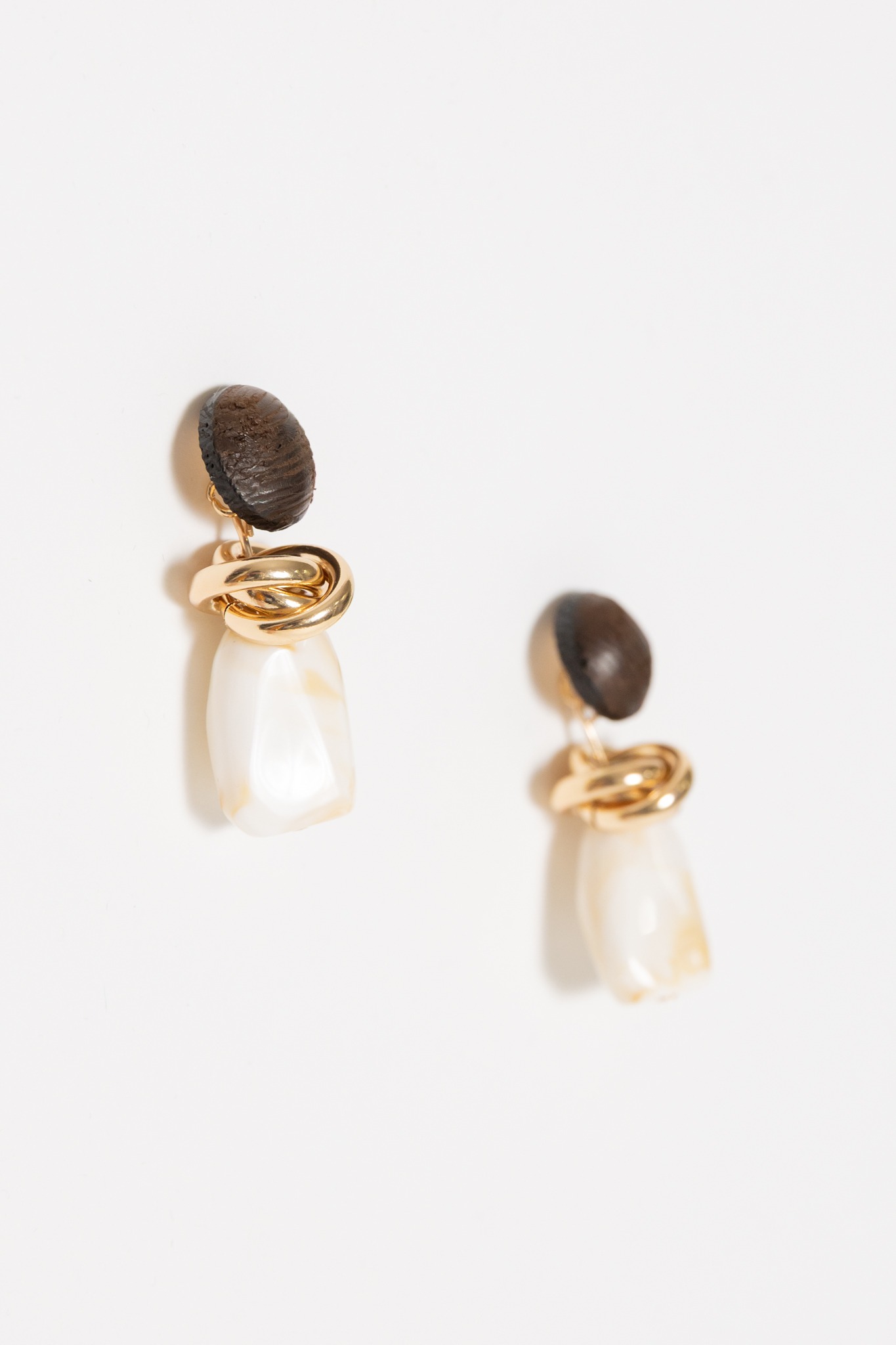 Dana Drop Knot Ear, Ivory - 4K7A8132.jpg