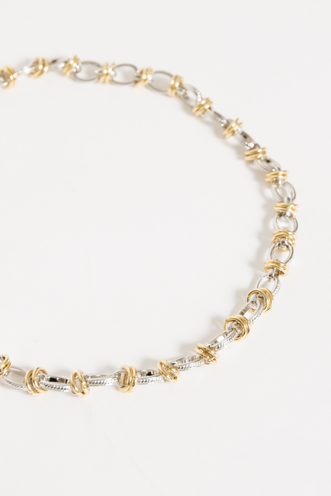 Kay Two-Tone Chain Necklace - 4K7A8158.jpg