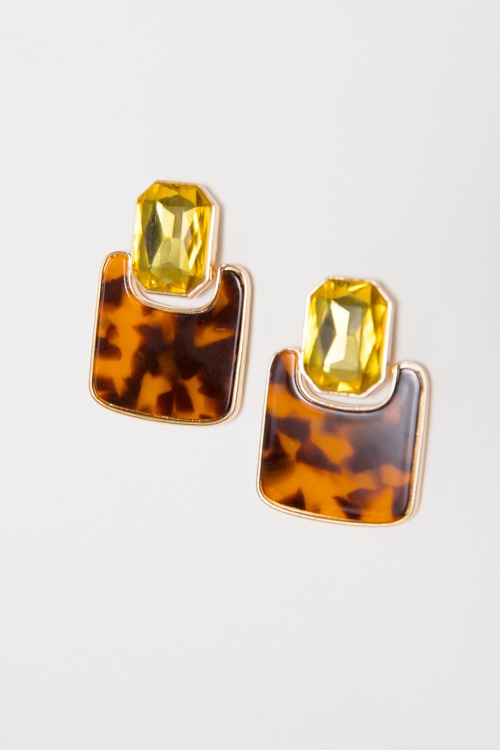 Tally Tortoise Earring - 4K7A8225.jpg