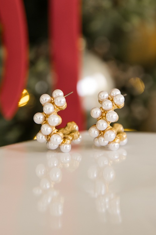 Pearl Cluster Earrings - 4K7A8518.jpg