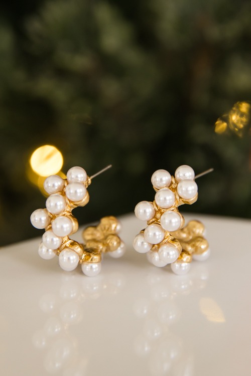 Pearl Cluster Earrings - 4K7A8520.jpg