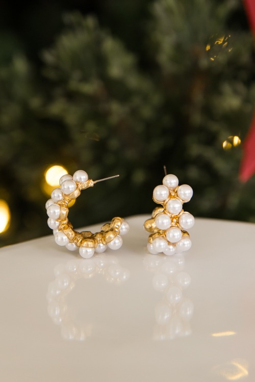 Pearl Cluster Earrings - 4K7A8522.jpg