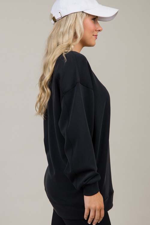 Oversized Creamy Crew Neck, Blk - 4K7A8695.jpg