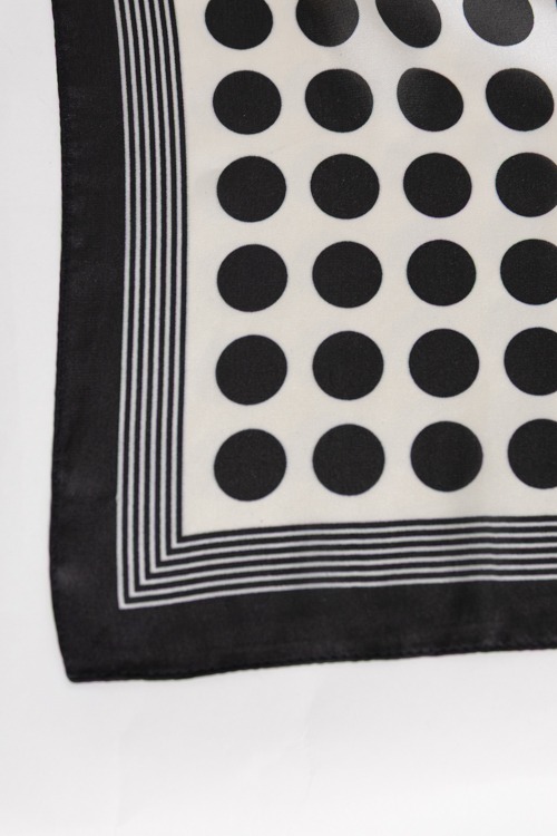 Purdita Scarf, Polka Dot - 4K7A8799.jpg