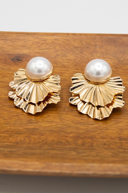 Pearl Fan Dangle Earrings - 4K7A9167.jpg