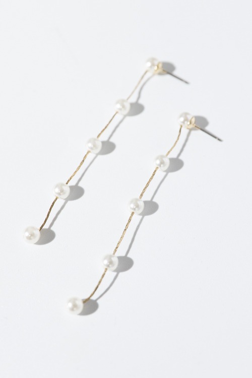 Pearl Drop Earrings, Cream - 4K7A9231.jpg