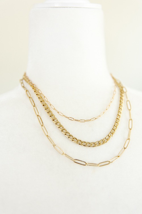 Amanda Chain Choker - 4K7A9500.jpg