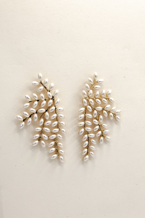 Pearl Long Leaf Earrings - 4K7A9667.jpg