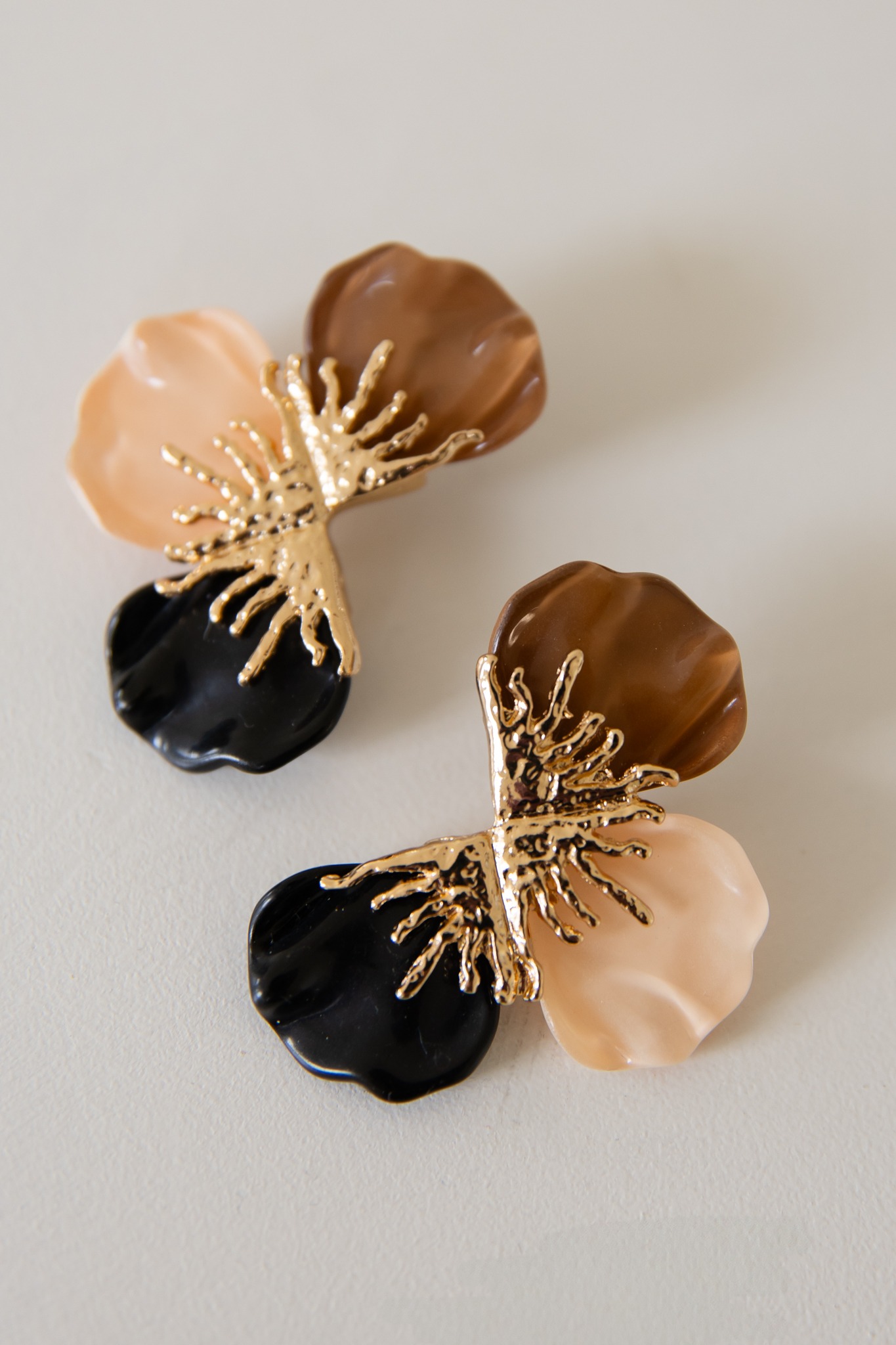 Flower Power Earring, Peach