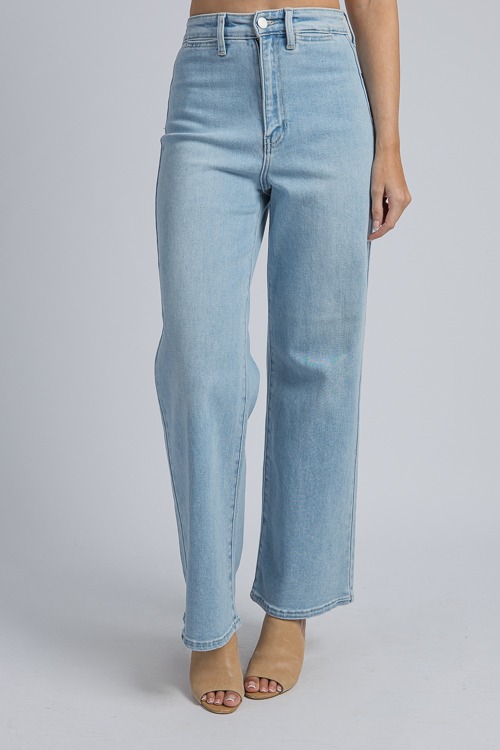 Moxie Wide Leg Jeans, Light - 4K7A9816.jpg