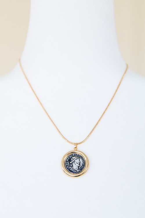 Snake Chain Coin Necklace - 4K7A9819.jpg