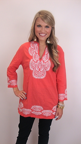 Coral Berry Tunic - Tops - The Blue Door Boutique