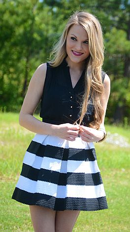 Uptown Chic Skirt, Black