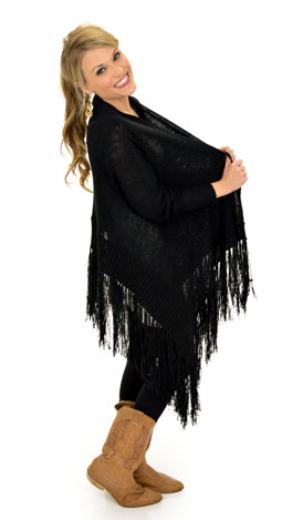 All Wrapped Up in Fringe, Blk