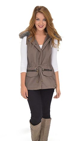 Removable Collar Vest