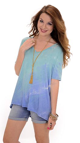 Motion of the Ocean Tee