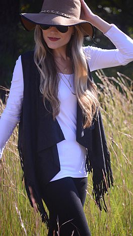 Falling for Fringe Vest, Black