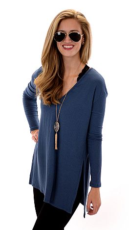 Ribbed to a V Tunic, Teal