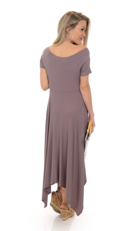 Muse in Mauve Dress
