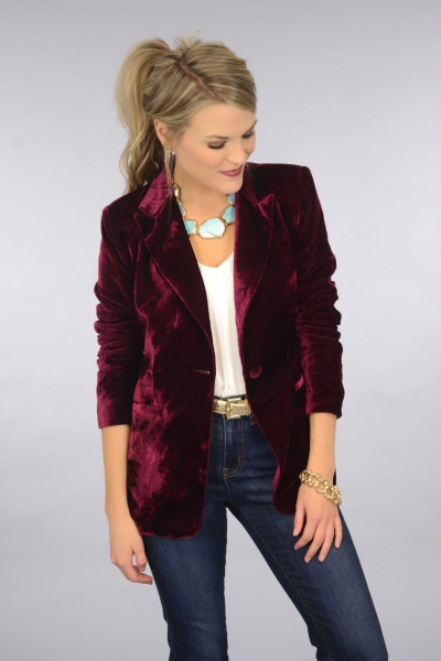 Wino Velvet Blazer