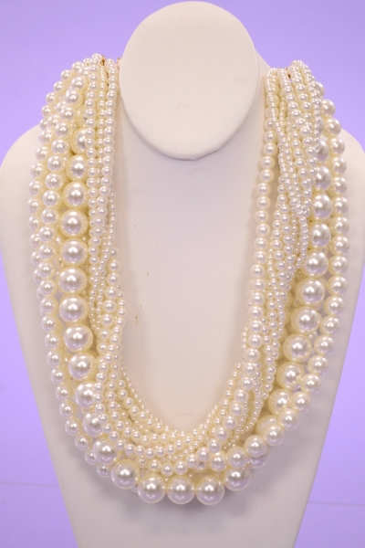 Polished Pearl Layer Necklace