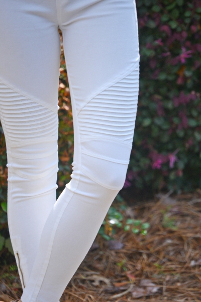 Pleated Knee Pants, White