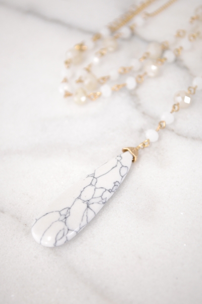Natural Oval Necklace, White